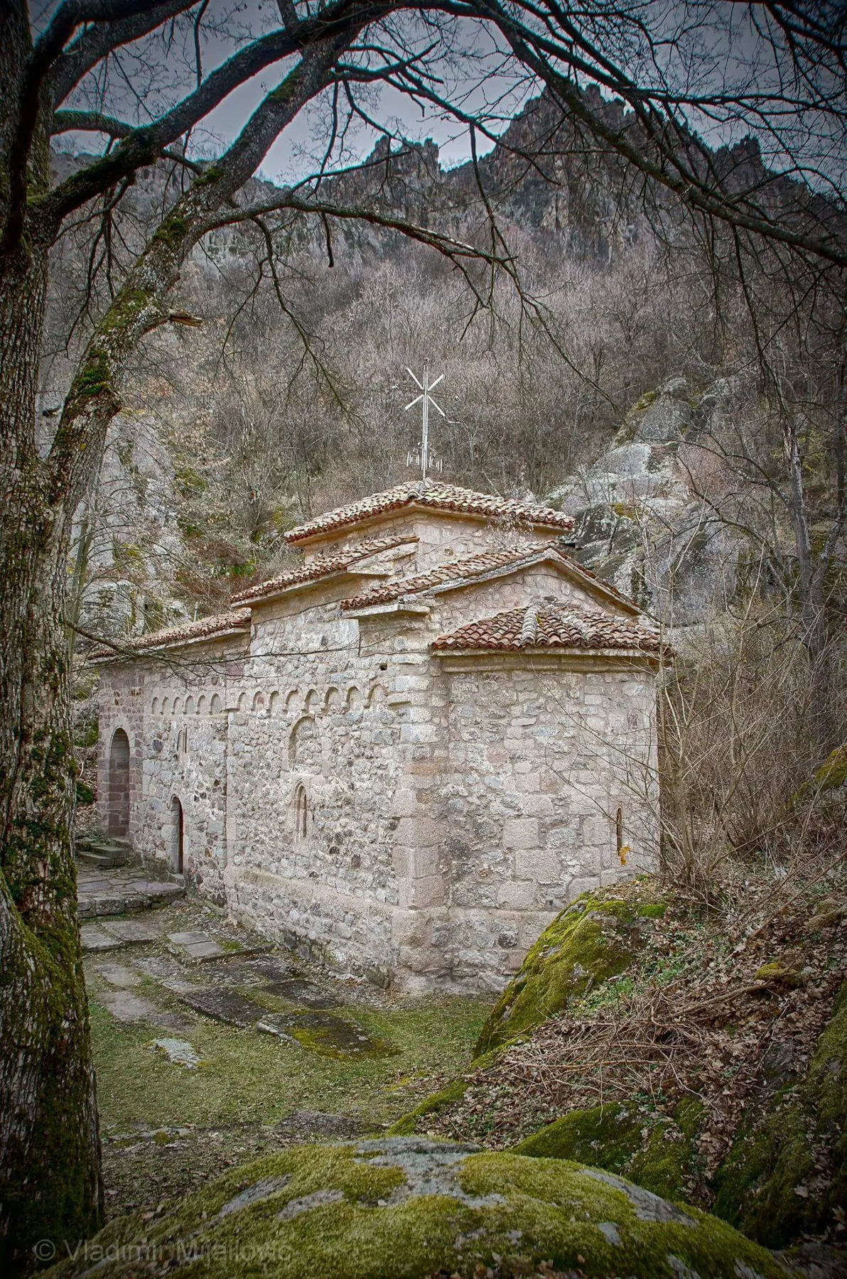 Црква у Борчу